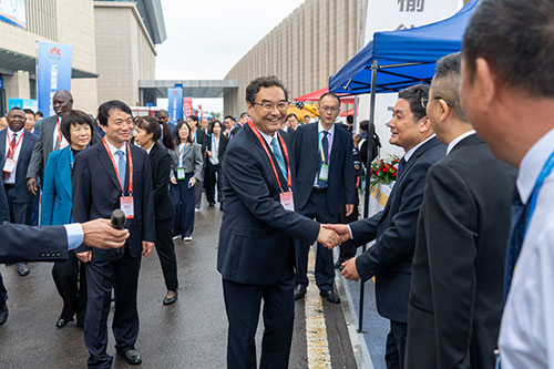 陝西榆能(néng)創力(li)智能(néng)裝(zhuang)備(bei)有(yǒu)限(xian)公(gōng)司閃耀第十九屆榆林國(guo)際(ji)煤博會(圖2)